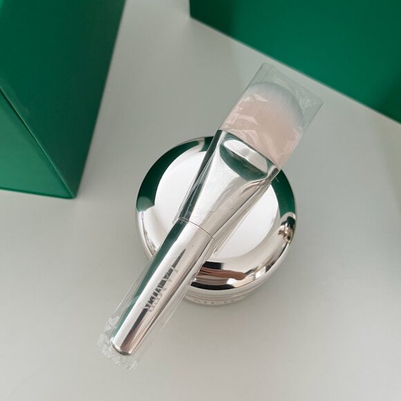 NEW + AUTHENTIC: La Mer The Lifting Firming Serum + Mask ($785 value) - Picture 4 of 6